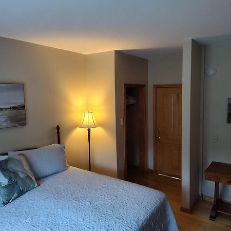 Chanterelle Inn & Cottages Baddeck Inlet 外观 照片