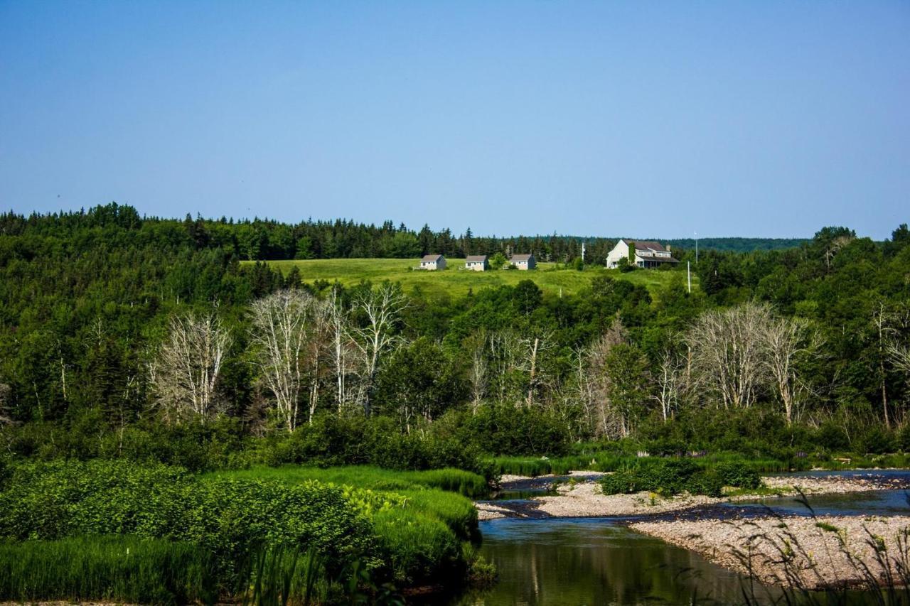 Chanterelle Inn & Cottages Baddeck Inlet 外观 照片