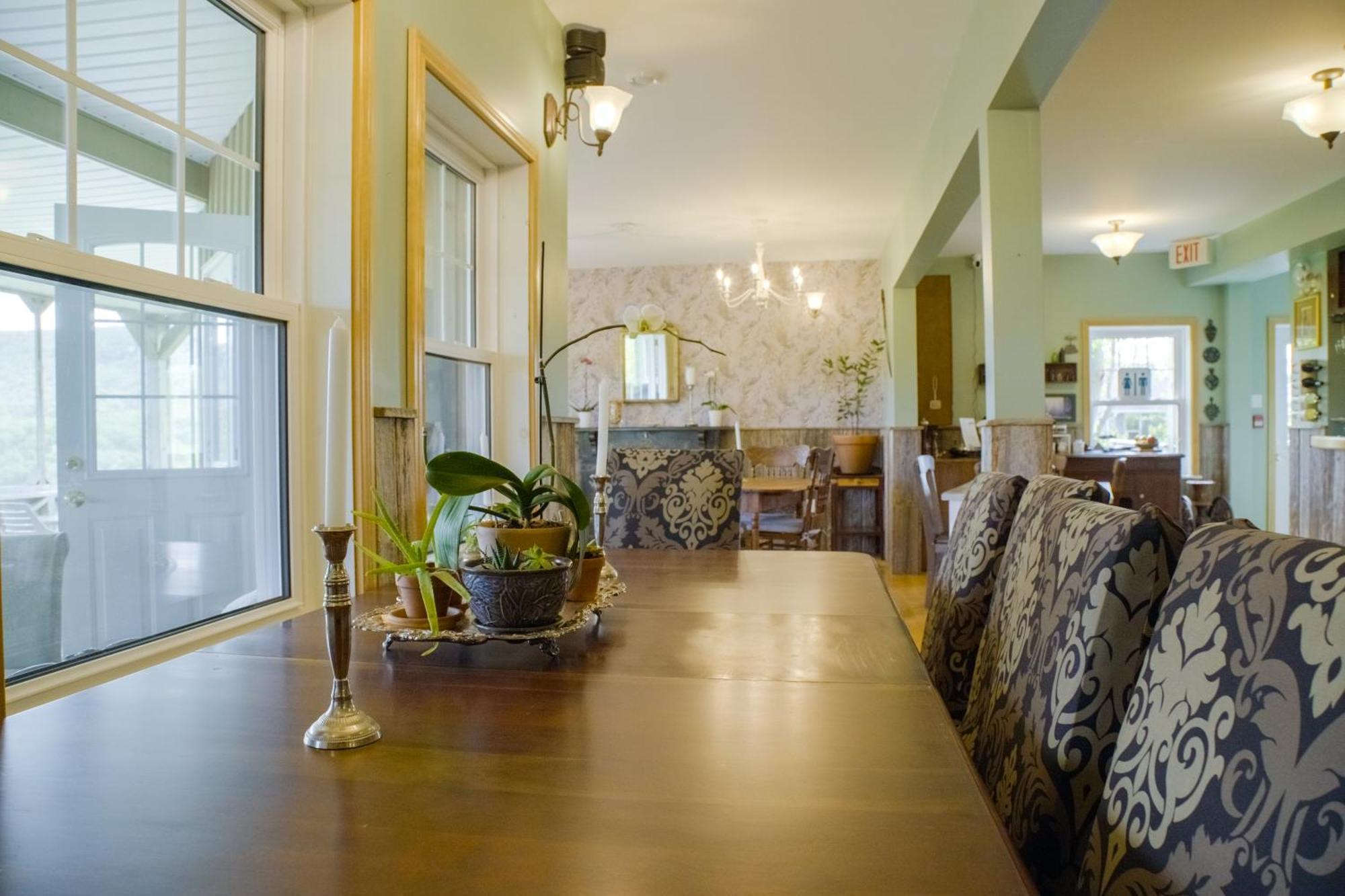 Chanterelle Inn & Cottages Baddeck Inlet 外观 照片