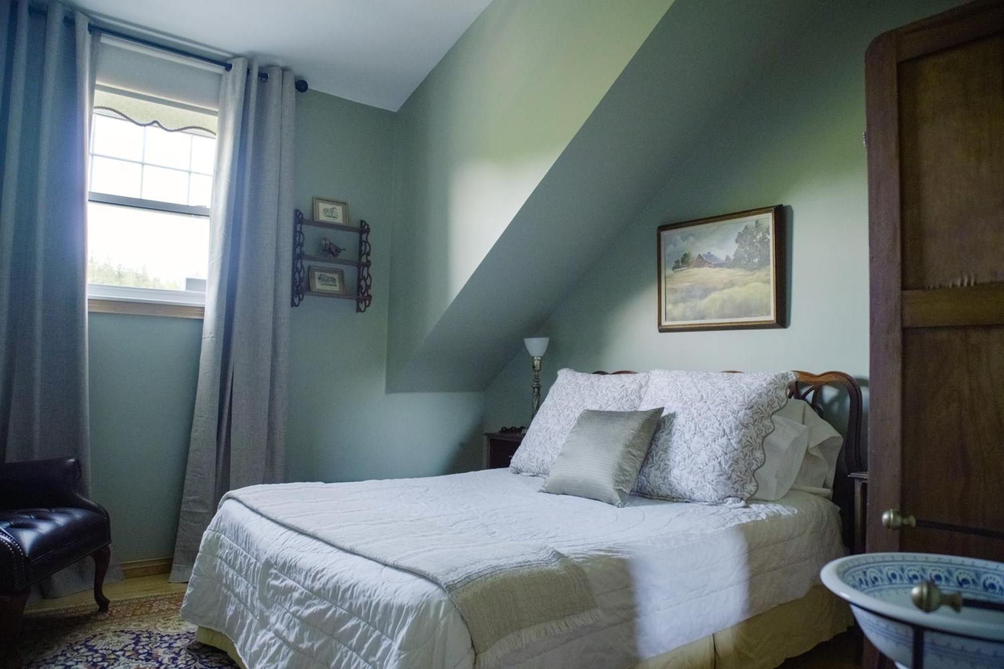 Chanterelle Inn & Cottages Baddeck Inlet 外观 照片